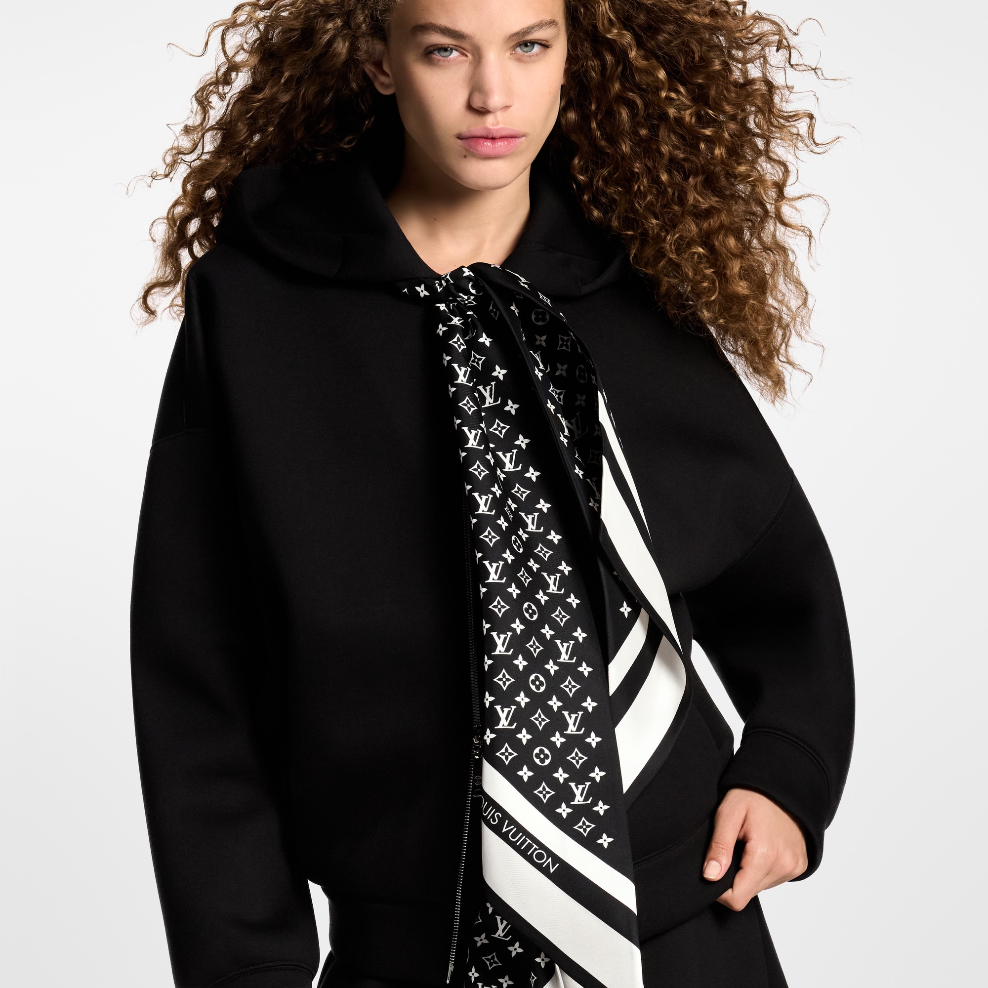 Monogram 頸巾拉鏈連帽外套  in 女士