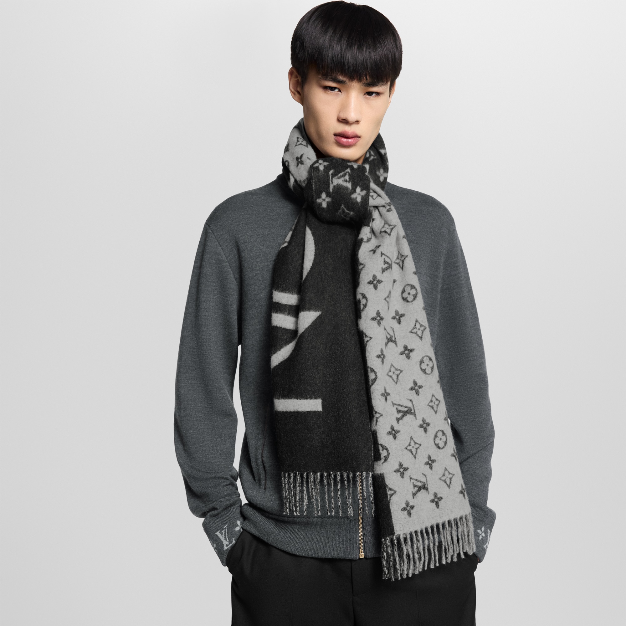 Monogram Split 圍巾 . in 男士