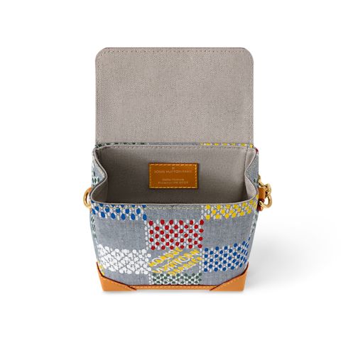 Nano Steamer Damier Ebène 帆布 in 男士's 錢包及小型皮件 迷你包款 collections by Louis Vuitton (產品縮放)