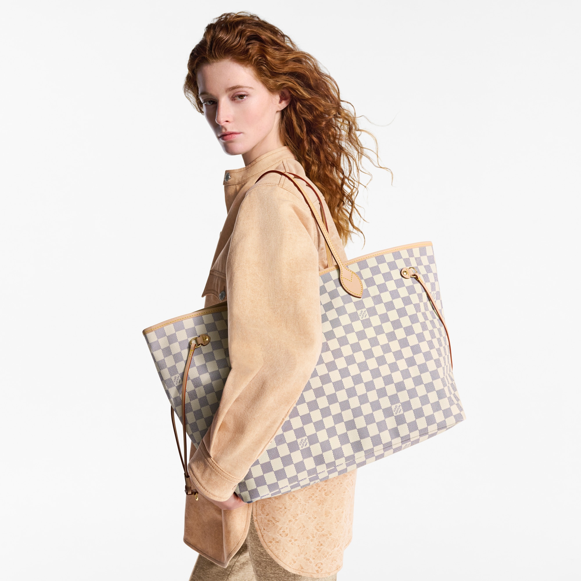 Neverfull GM Damier Azur 帆布 in 女士