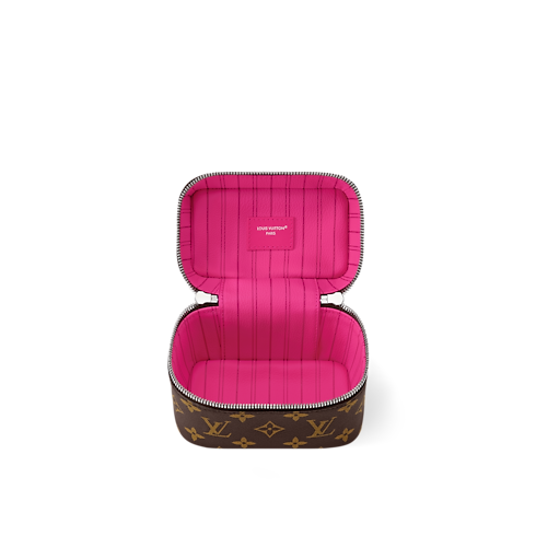 Nice Nano Monogram Macassar 帆布 in 女士's 旅遊用品 旅遊配件 collections by Louis Vuitton (產品縮放)