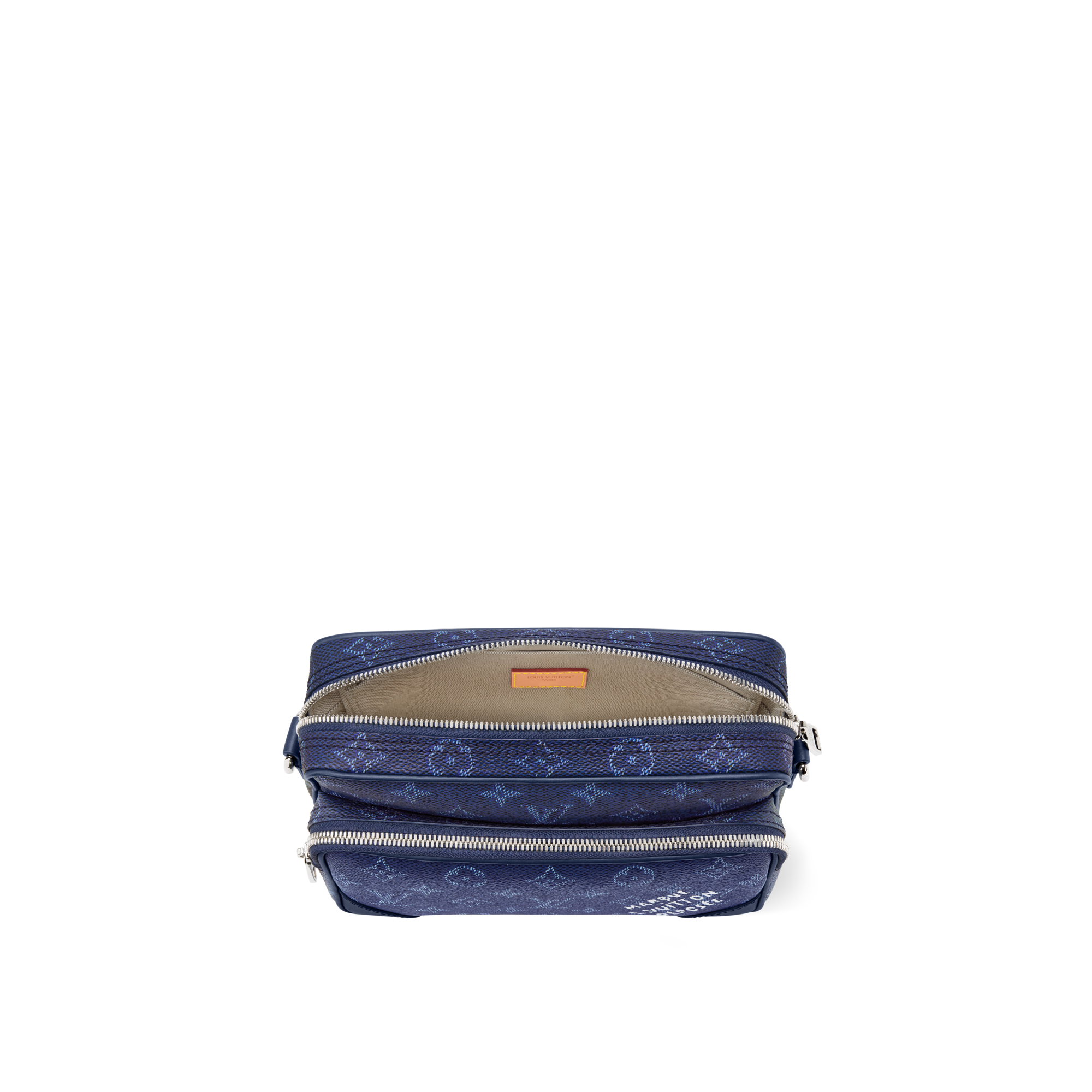 Nil 其他 Monogram 帆布 in 時尚包包及小型皮件