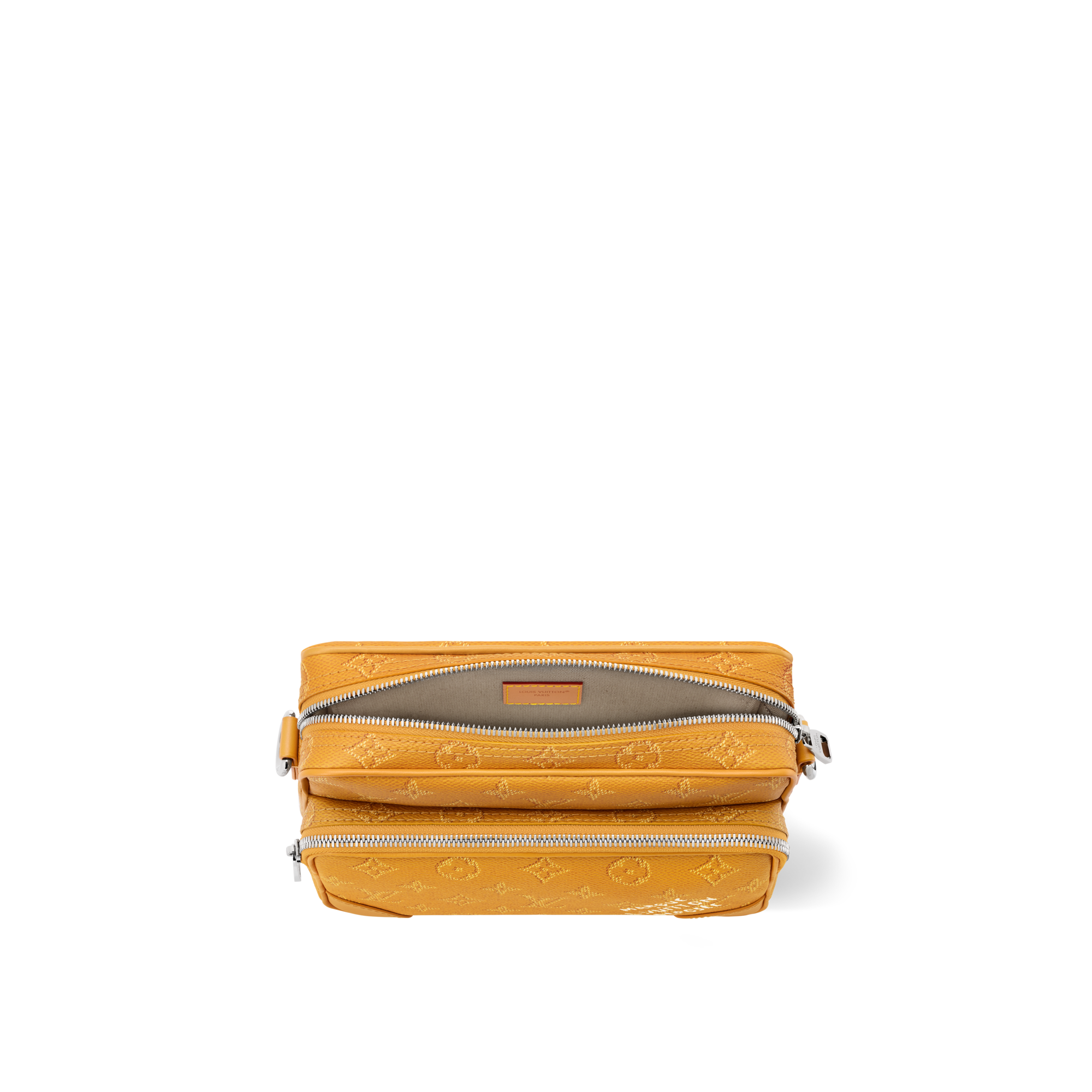 Nil 其他 Monogram 帆布 in 時尚包包及小型皮件