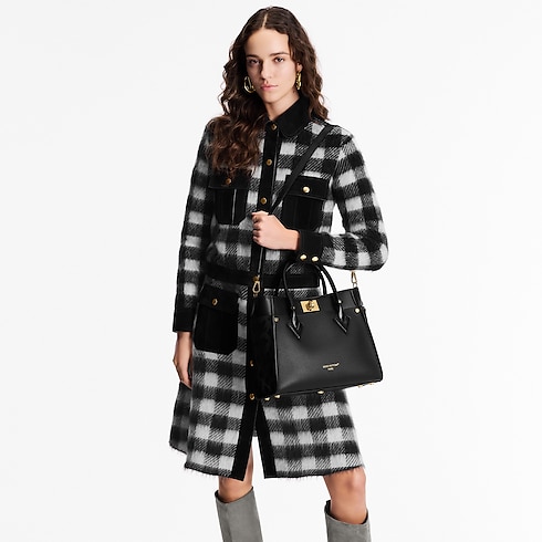 On My Side MM 高級皮革 in 女士's 時尚包款 女生包包總覽 collections by Louis Vuitton (產品縮放)