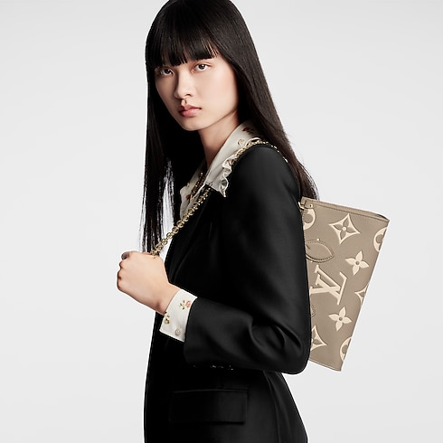 OnTheGo East West 雙色 Monogram Empreinte 皮革 in 女士's 時尚包款 所有系列 collections by Louis Vuitton (產品縮放)