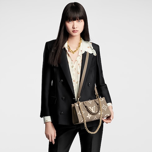 OnTheGo East West 雙色 Monogram Empreinte 皮革 in 女士's 時尚包款 所有系列 collections by Louis Vuitton (產品縮放)