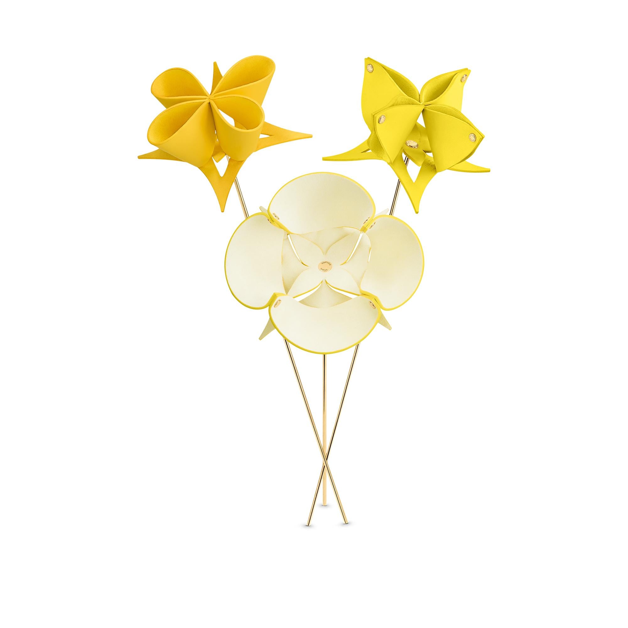 Origami Flowers By Atelier Oï  in 行李箱、旅行用品及家居精品