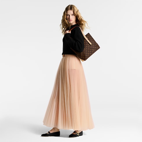 Piano Monogram 帆布 in 女士's 時尚包款 女生包包總覽 collections by Louis Vuitton (產品縮放)