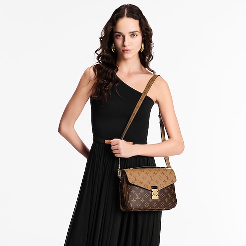 Pochette Métis Monogram Reverse 帆布 in 女士's 時尚包款 女生包包總覽 collections by Louis Vuitton (產品縮放)