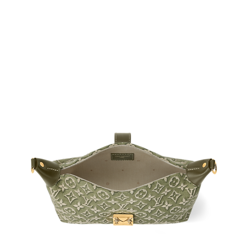 Pochette Mia G82 in 女士's 錢包及小型皮件 迷你包款及鏈條包 collections by Louis Vuitton (產品縮放)
