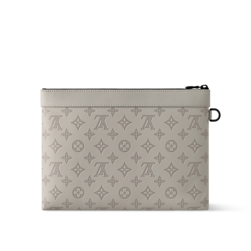 Pochette To-Go Monogram Shadow 皮革 in 男士's 錢包及小型皮件 小型隨身包 collections by Louis Vuitton (產品縮放)