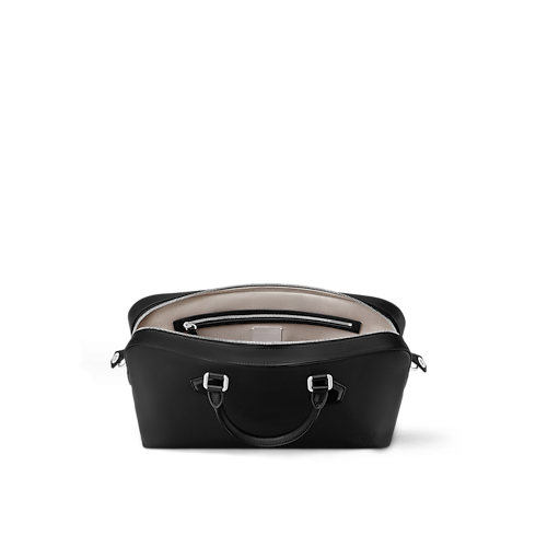 Porte Document Voyage PM 其他皮革 in 全新系列's 男士系列 New Formal 正裝系列 collections by Louis Vuitton (產品縮放)