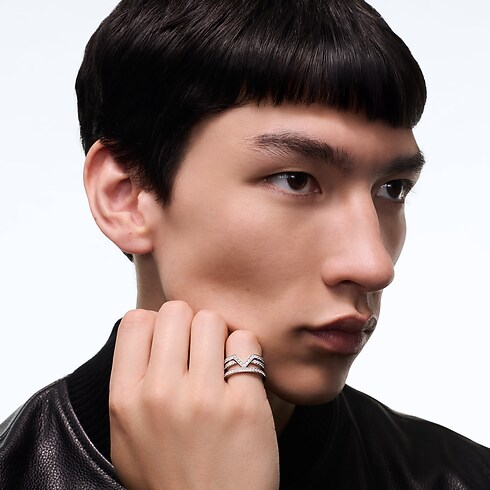 Pure V 戒指 - 配白K金及鑽石 in Les Extraordinaires's 珠寶系列 戒指 collections by Louis Vuitton (產品縮放)