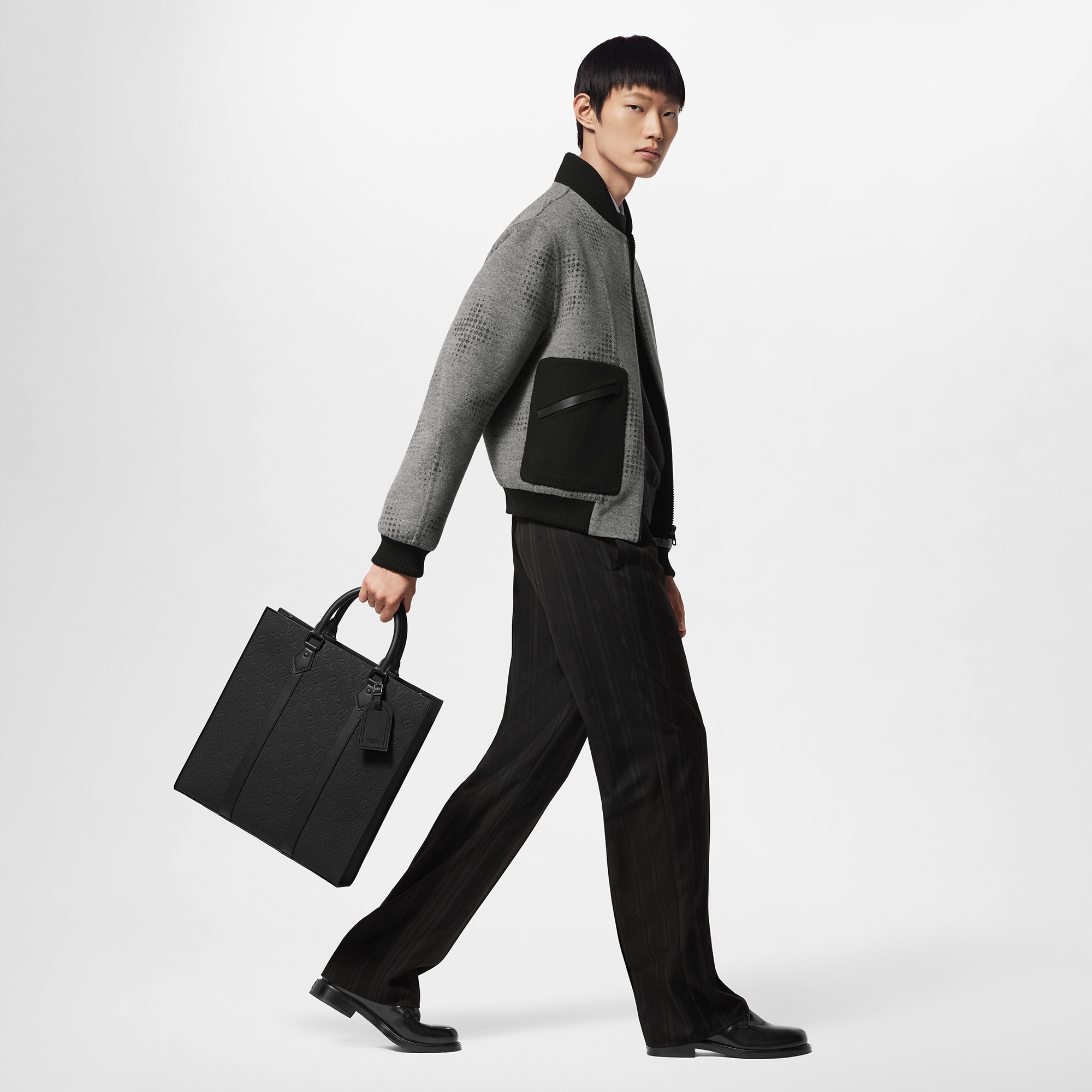 Sac Plat NV Monogram Taurillon 皮革 in 男士