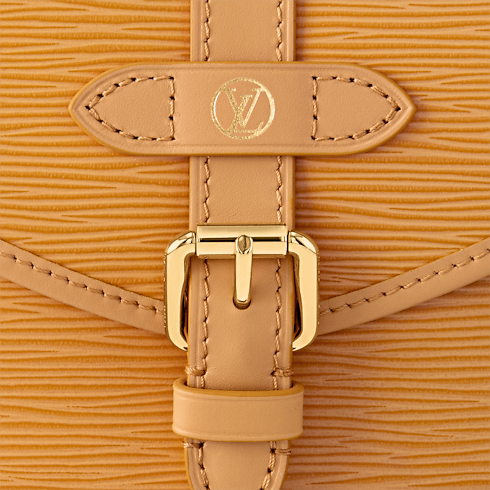 Saumur BB Epi 皮革 in 女士's 時尚包款 所有系列 collections by Louis Vuitton (產品縮放)