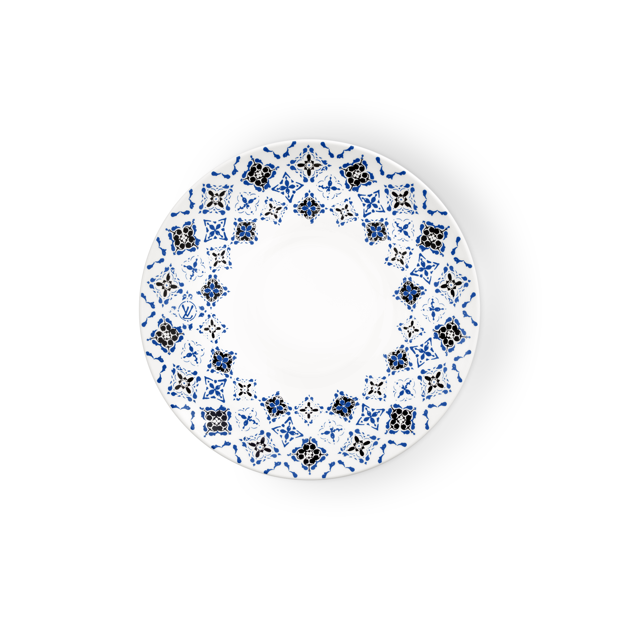 LV By The Pool 甜品碟兩件套裝  in 行李箱、旅行用品及家居精品