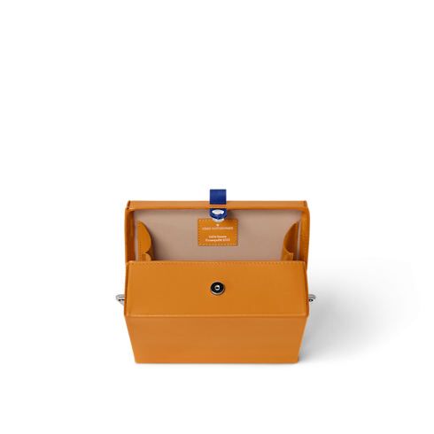 Shopper Clutch 其他皮革 in 時尚包包及小型皮件's 男士時尚包包 全新系列 collections by Louis Vuitton (產品縮放)