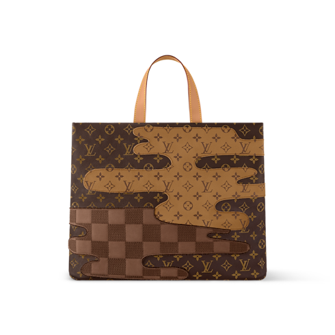 Shopper Tote MM 其他 Monogram 帆布 in 時尚包包及小型皮件's 男士時尚包包 全新系列 collections by Louis Vuitton (產品縮放)