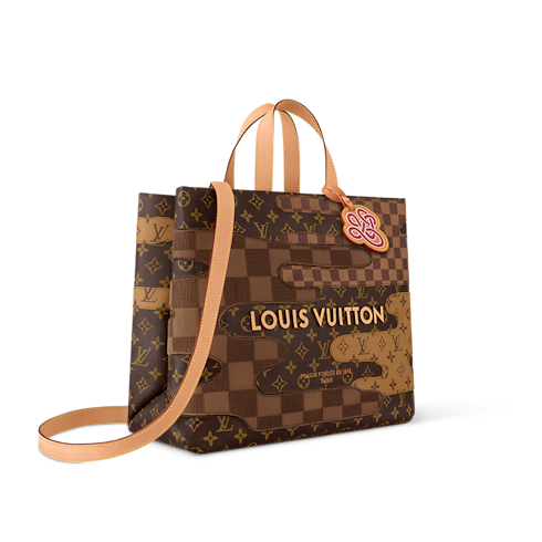 Shopper Tote MM 其他 Monogram 帆布 in 時尚包包及小型皮件's 男士時尚包包 全新系列 collections by Louis Vuitton (產品縮放)