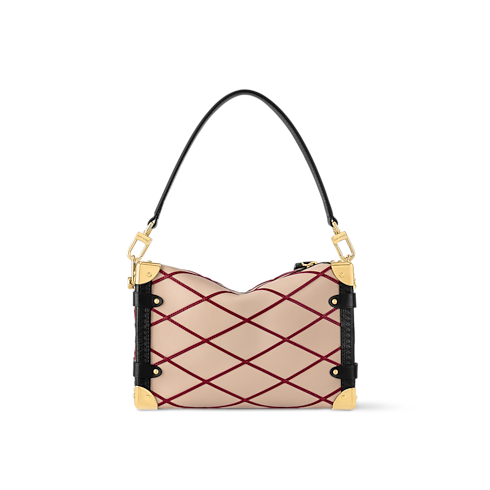 Side Trunk MM Malletage 皮革 in 女士's 時尚包款 所有系列 collections by Louis Vuitton (產品縮放)