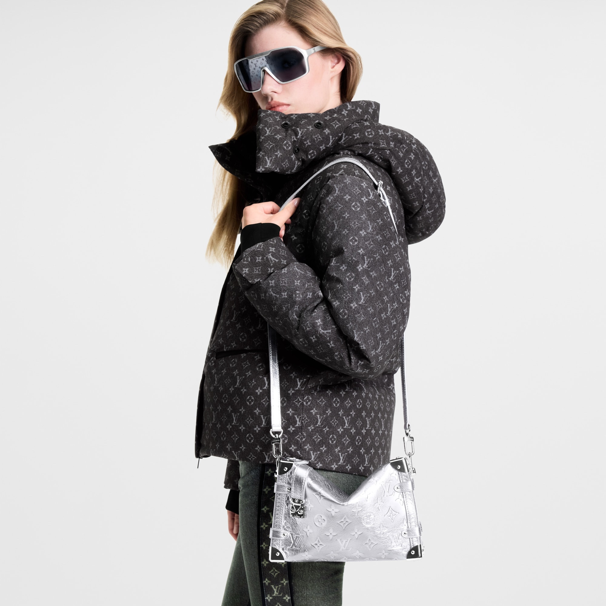 Side Trunk MM  in 時尚包包及小型皮件