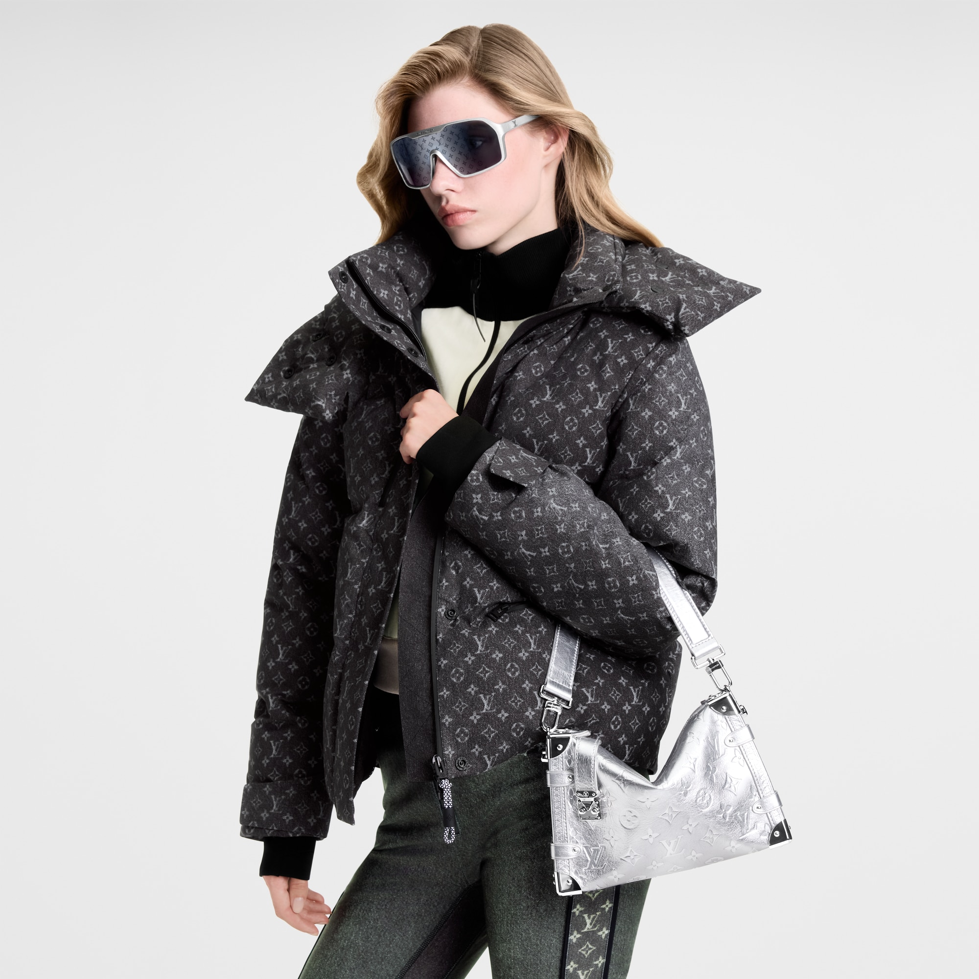 Side Trunk MM  in 時尚包包及小型皮件