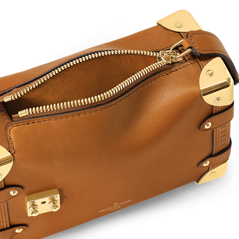 Side Trunk PM H30 in 女士's 時尚包款 所有系列 collections by Louis Vuitton (產品縮放)