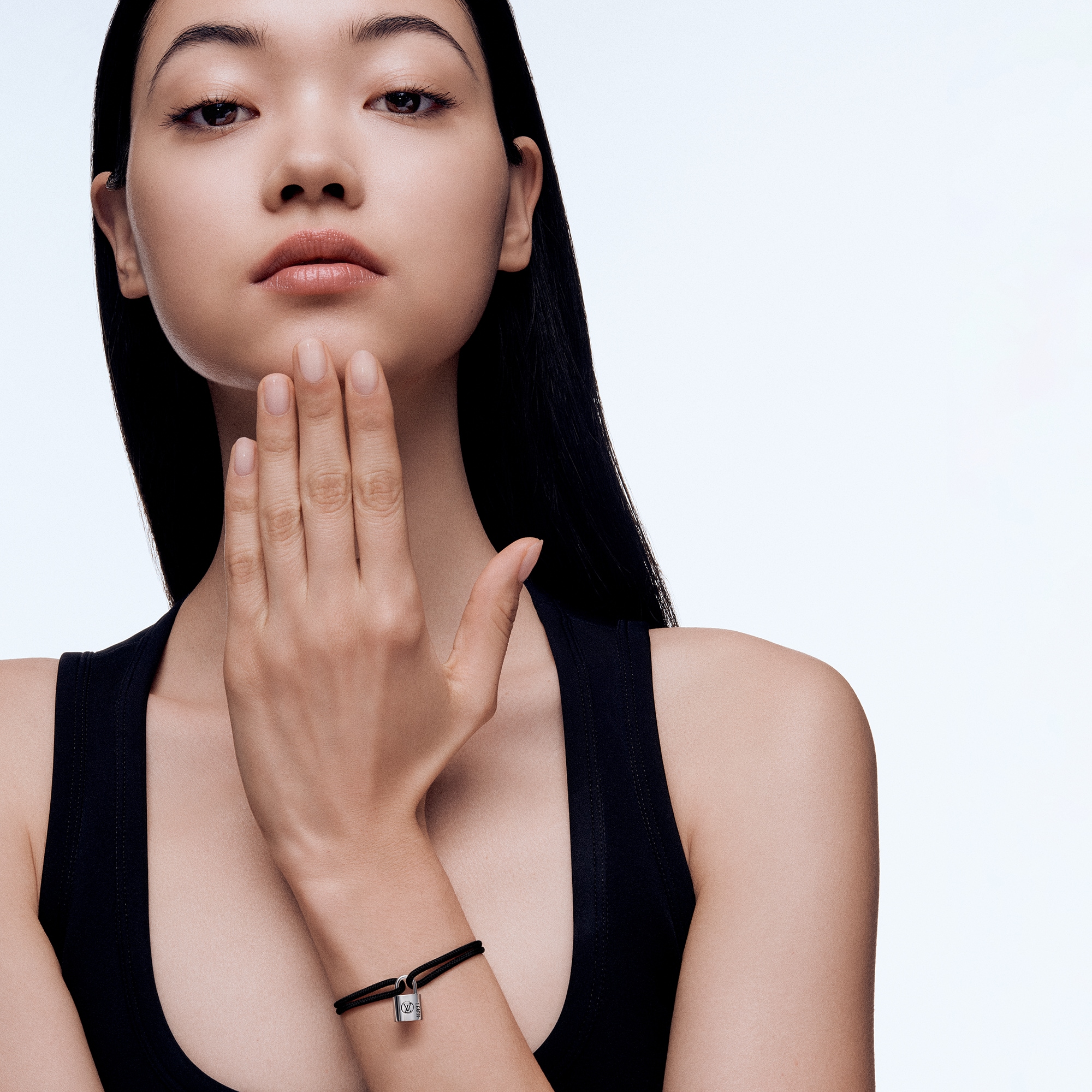 Silver Lockit 純銀黑色亮漆及黑色聚酯纖維繩手環  in 珠寶系列