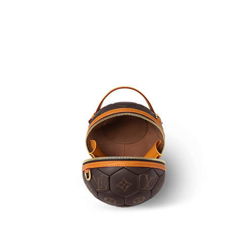 Soccer Ball Bag autres_cuirs_monogram in 男士's 錢包及小型皮件 迷你包款 collections by Louis Vuitton (產品縮放)