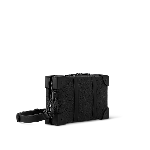 Soft Trunk 錢包 Monogram Taurillon 皮革 in 男士's 錢包及小型皮件 男裝錢包、皮夾及小型皮件總覽 collections by Louis Vuitton (產品縮放)