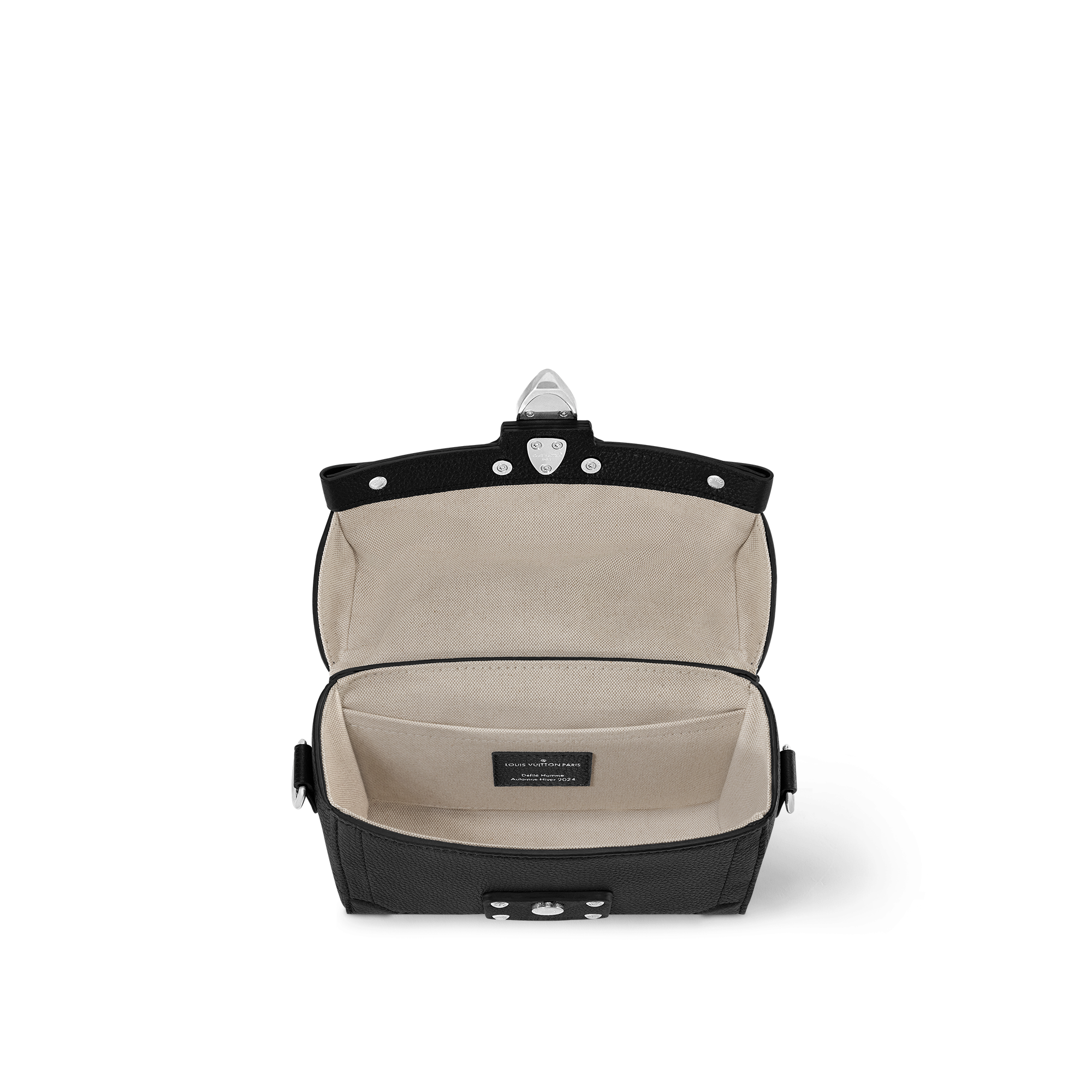 Soul Trunk 其他皮革 in 時尚包包及小型皮件