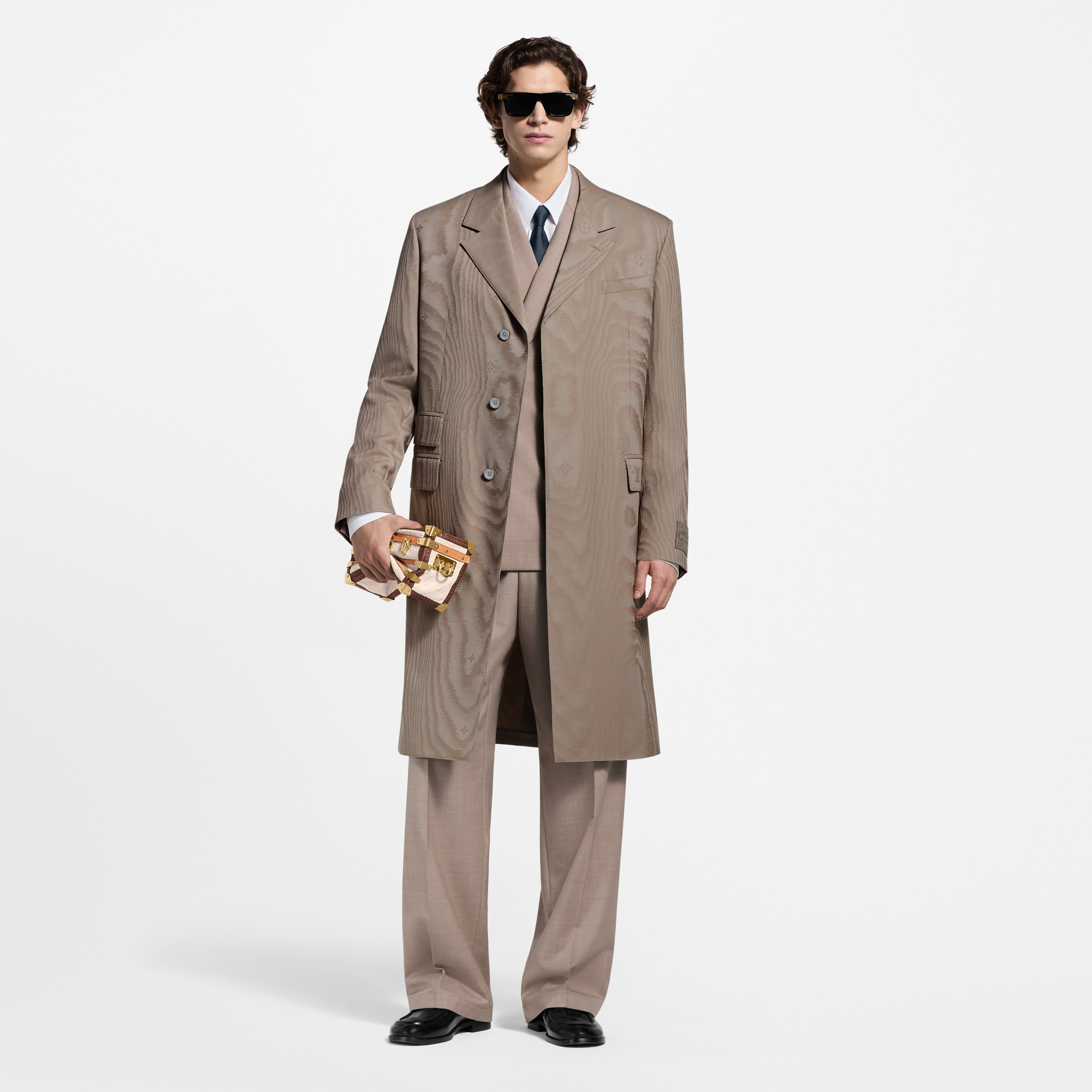 Squeeze Trunk Monogram Other 帆布 in 時尚包包及小型皮件