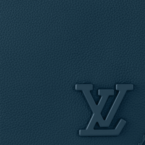 Takeoff 郵差包 LV Aerogram in 全新系列's Holiday 男士禮品精選 collections by Louis Vuitton (產品縮放)
