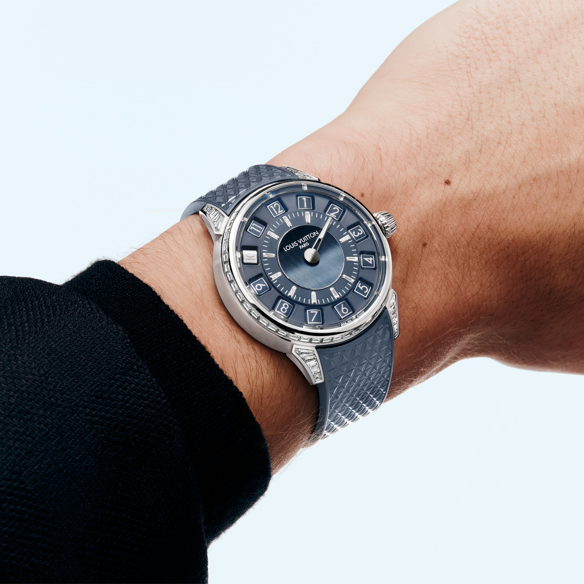 Tambour Taiko Spin Time，自動機芯，39.5毫米，白K金，鷹眼石及鑽石  in 腕錶系列