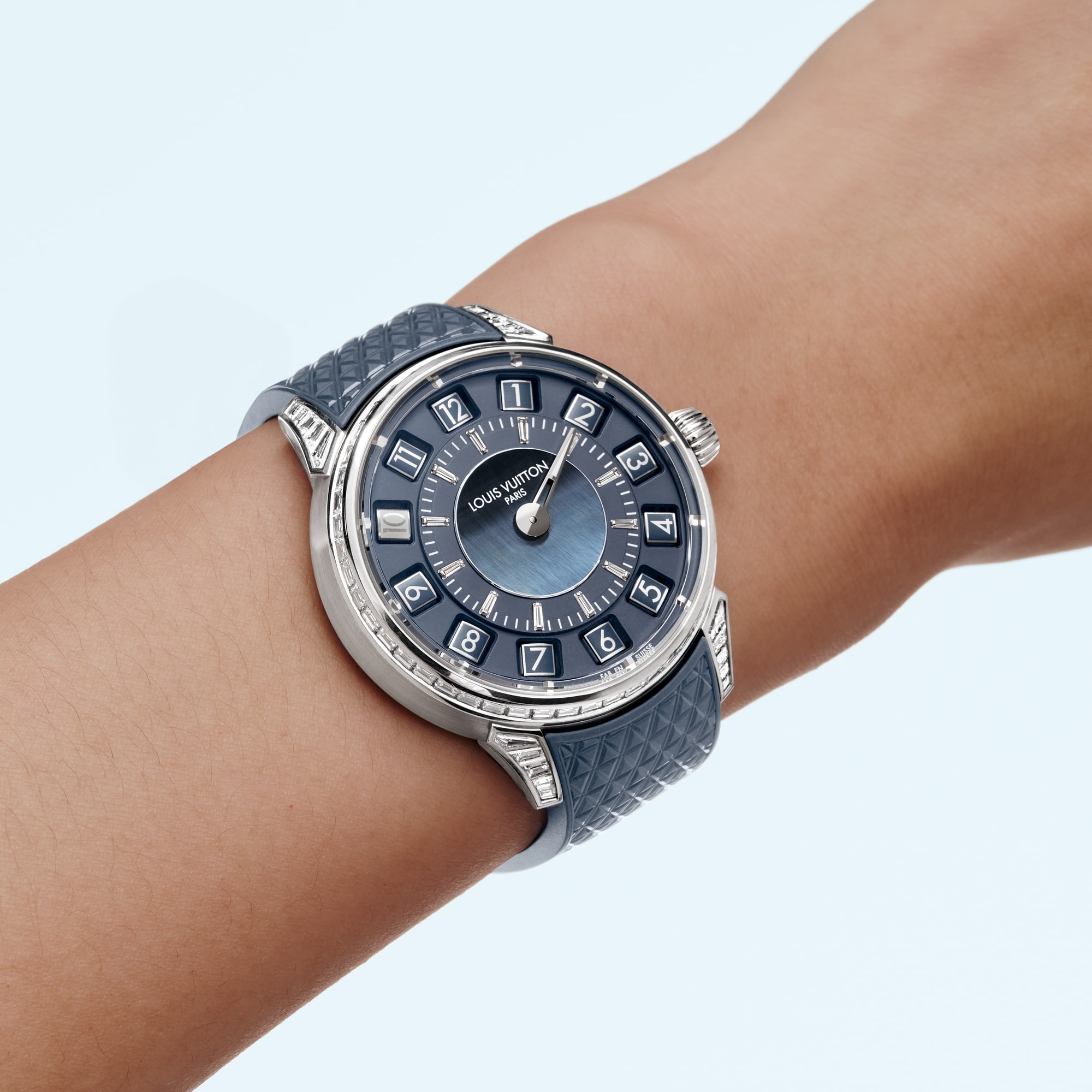 Tambour Taiko Spin Time，自動機芯，39.5毫米，白K金，鷹眼石及鑽石  in 腕錶系列