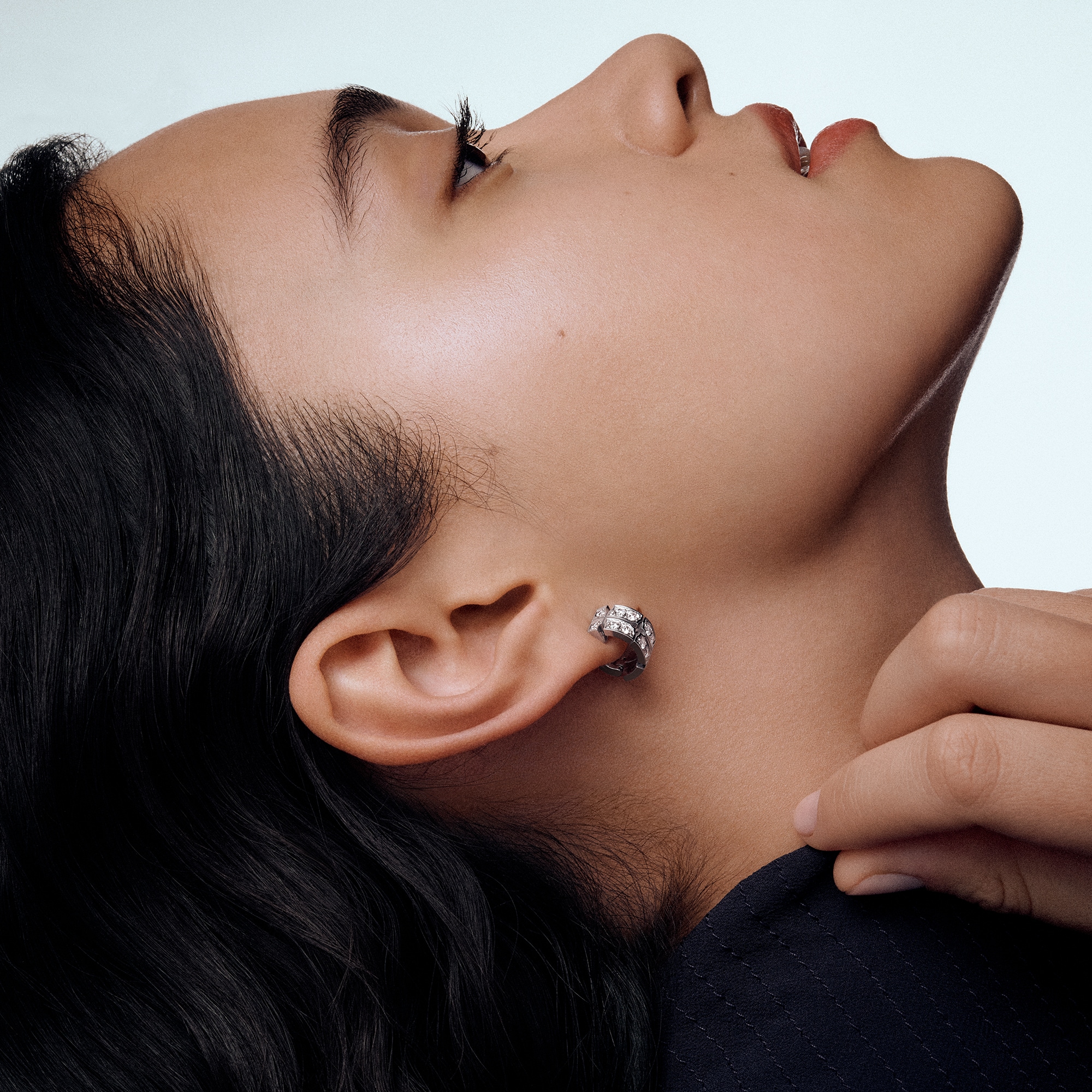 Tumbler 白K金配鑽石耳環  in 珠寶系列