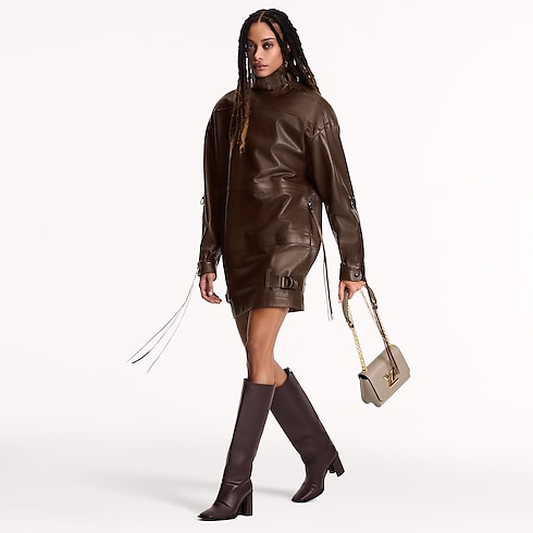 Twist PM Epi 皮革 in 女士's 時尚包款 女生包包總覽 collections by Louis Vuitton (產品縮放)